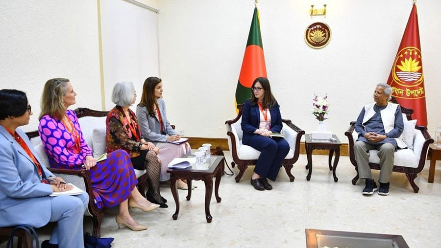 Bangladesh committed to sweeping labour reforms: Yunus