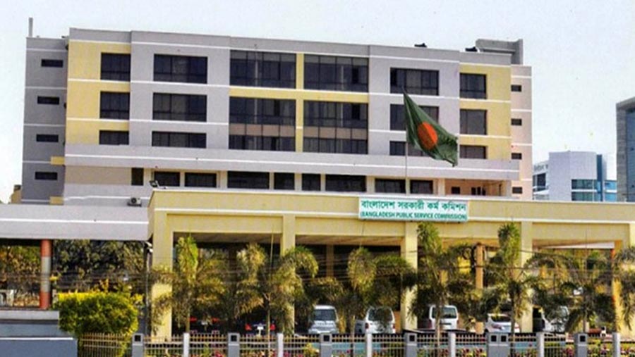 6,558 candidates pass 45th BCS written test